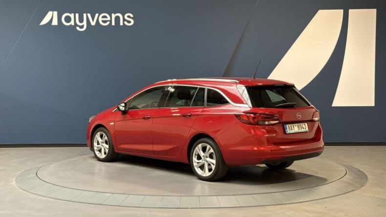 Opel Astra - hlavní fotka