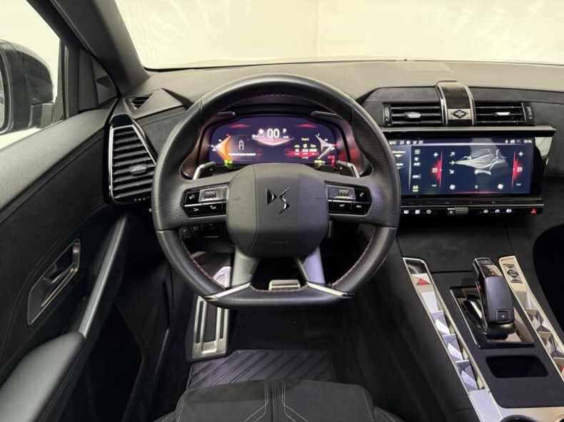 DS Automobiles DS7 - hlavní fotka