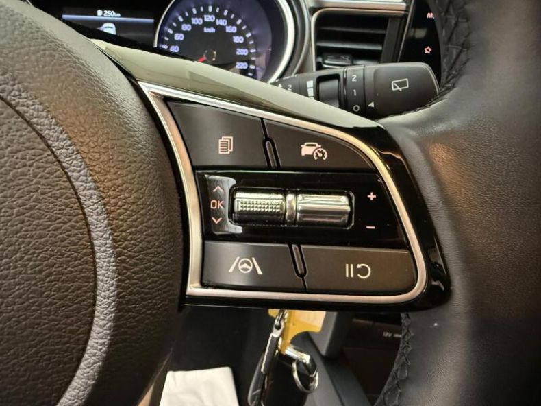 Kia Cee'd - hlavní fotka