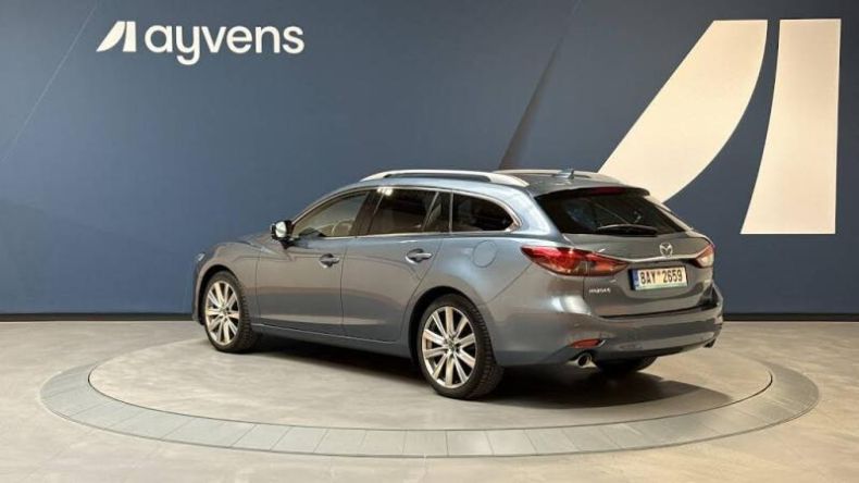 Mazda 6 - hlavní fotka