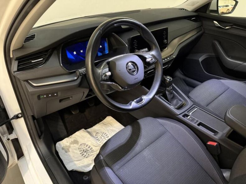 Škoda Octavia - hlavní fotka