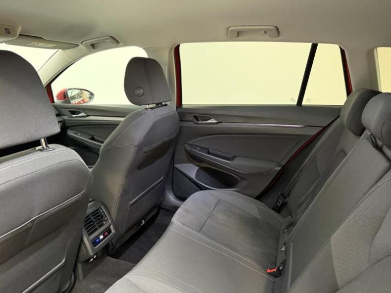 Volkswagen Golf - hlavní fotka