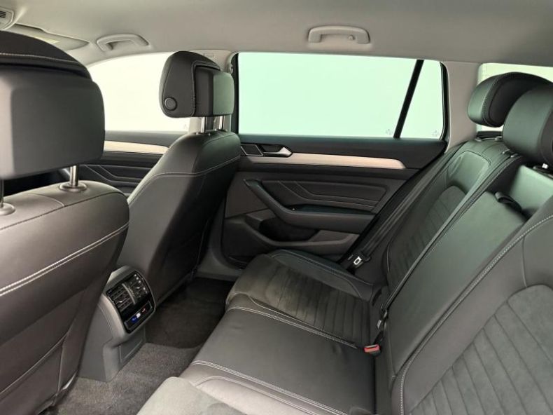 Volkswagen Passat - hlavní fotka