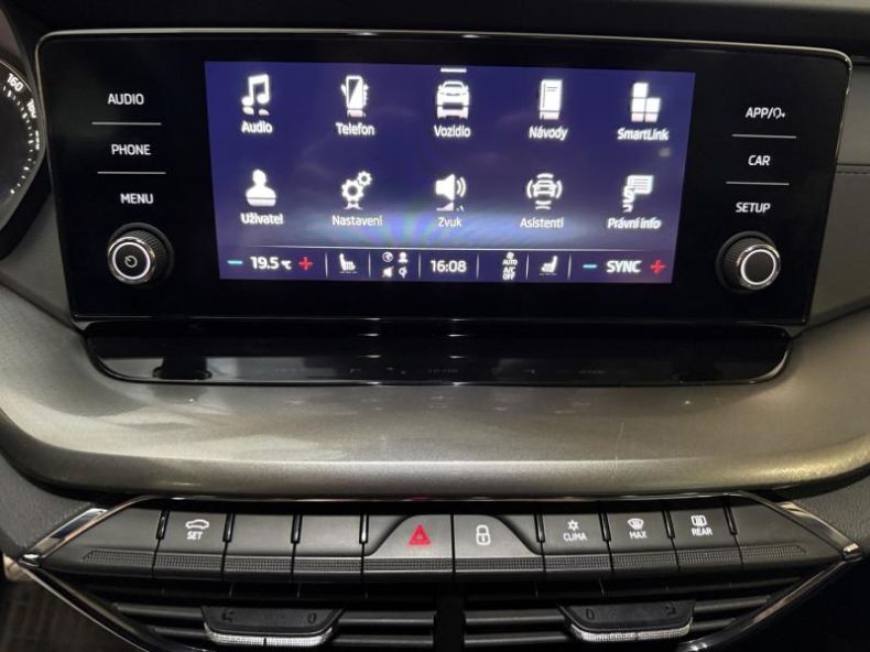 Škoda Octavia - hlavní fotka