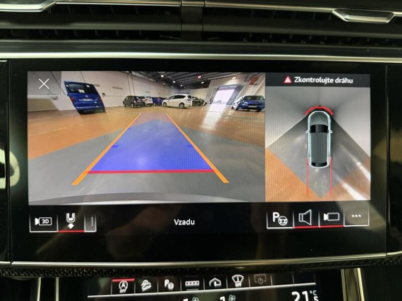 Audi Q8 - hlavní fotka