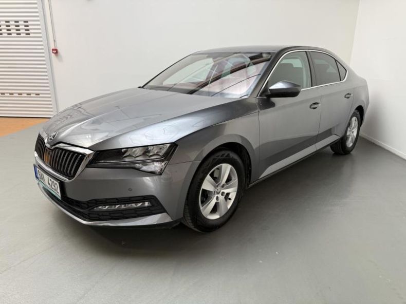 Škoda Superb - hlavní fotka