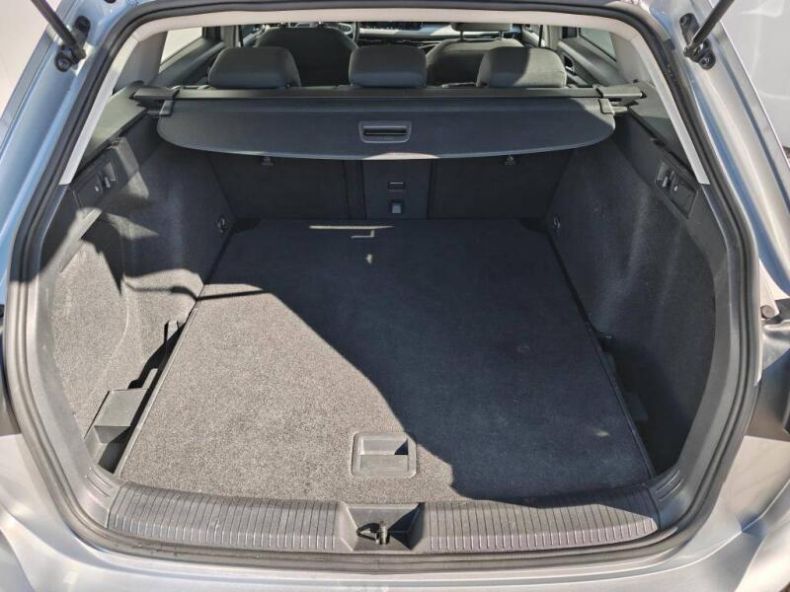 Volkswagen Golf - hlavní fotka
