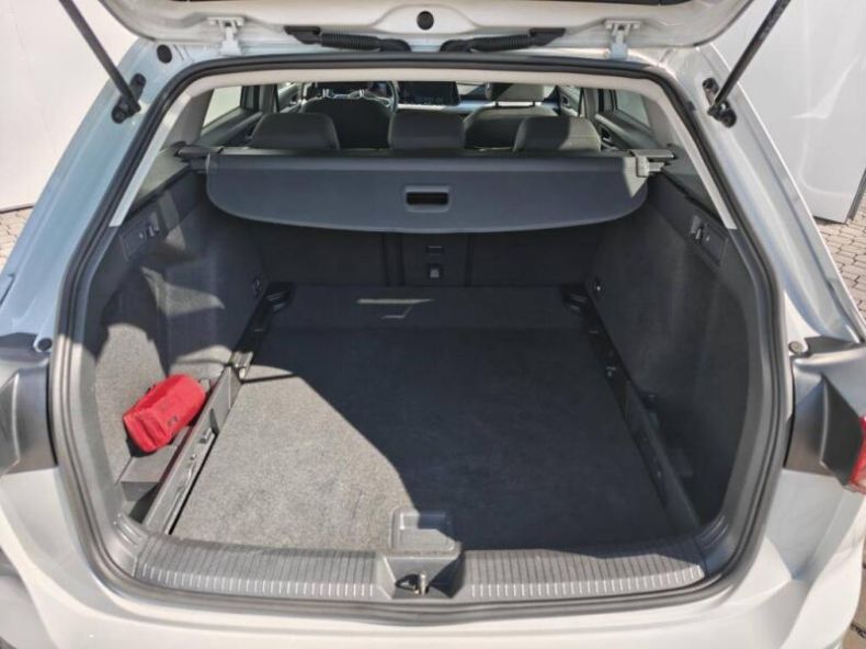 Volkswagen Golf - hlavní fotka