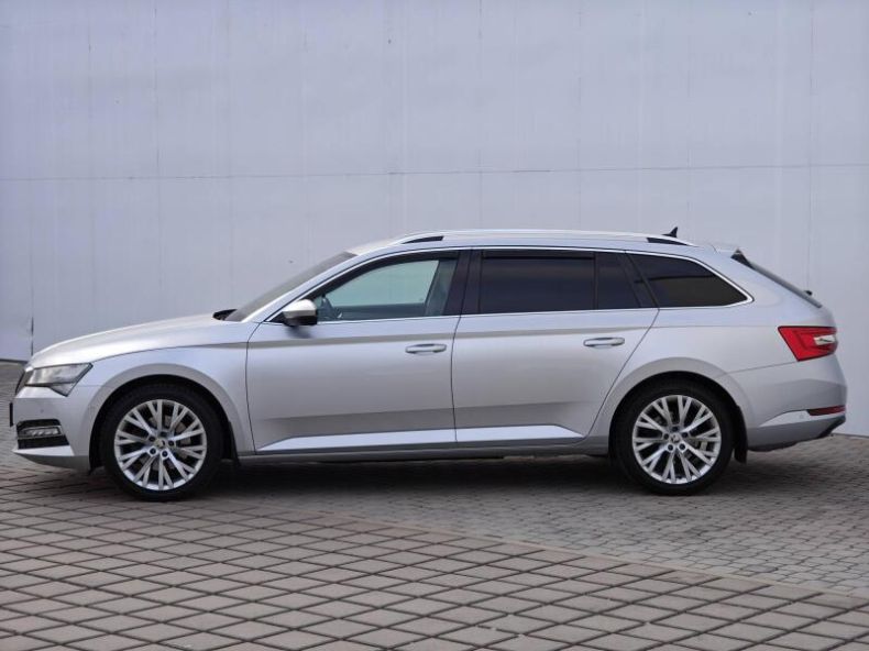 Škoda Superb - hlavní fotka