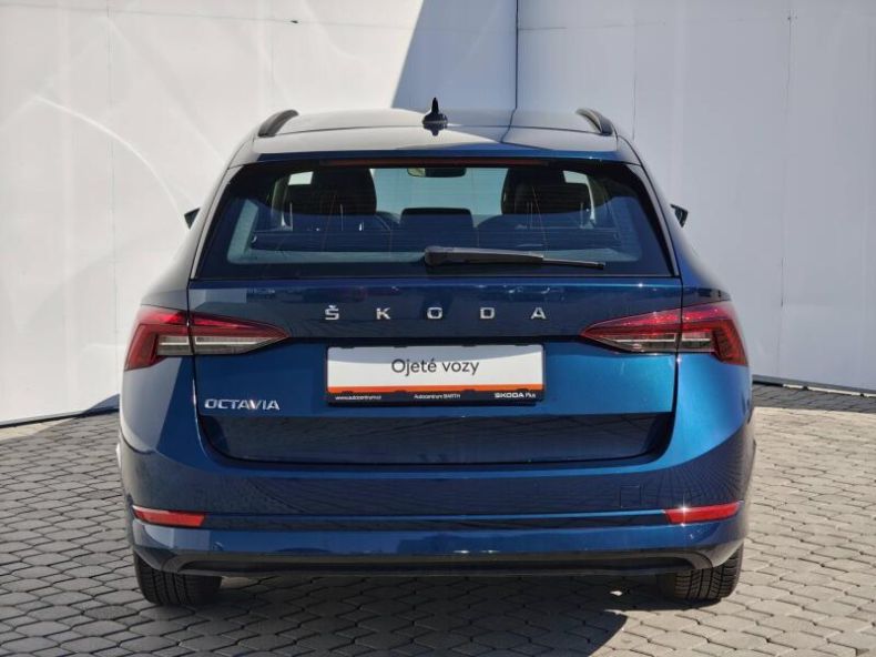 Škoda Octavia - hlavní fotka