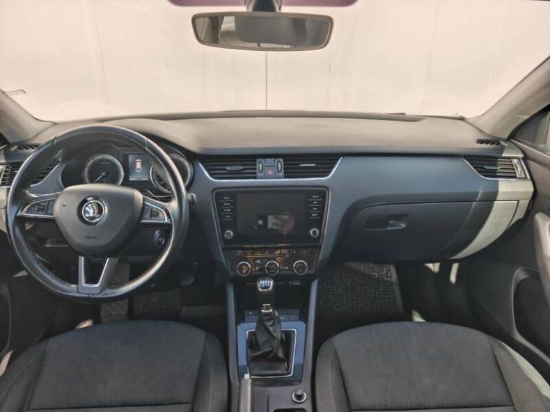 Škoda Octavia - hlavní fotka