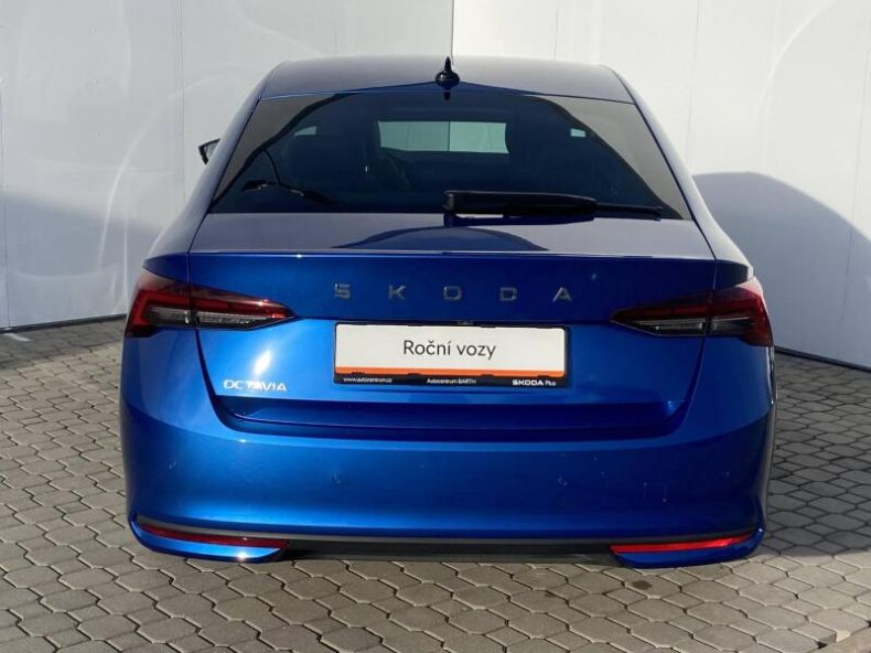 Škoda Octavia - hlavní fotka