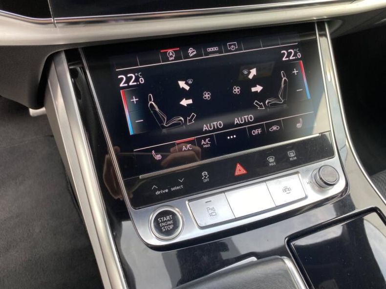 Audi Q7 - hlavní fotka