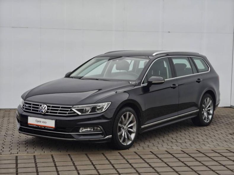 Volkswagen Passat - hlavní fotka inzerátu