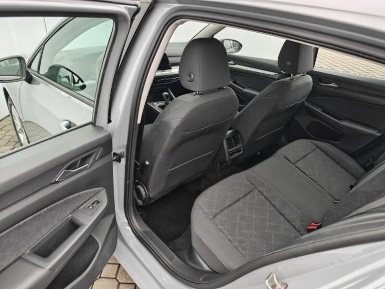 Volkswagen Golf - hlavní fotka