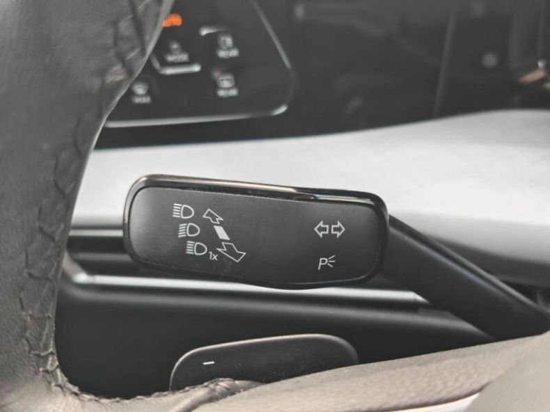 Volkswagen Golf - hlavní fotka