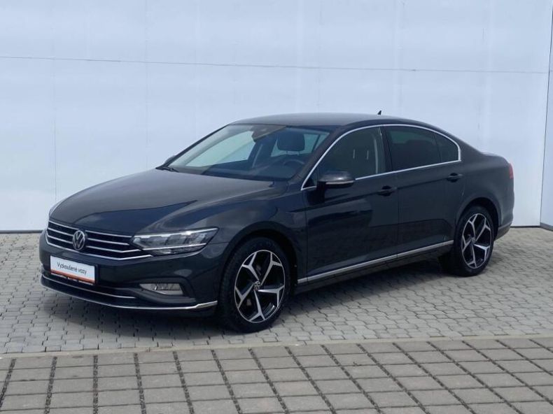 Volkswagen Passat - hlavní foto