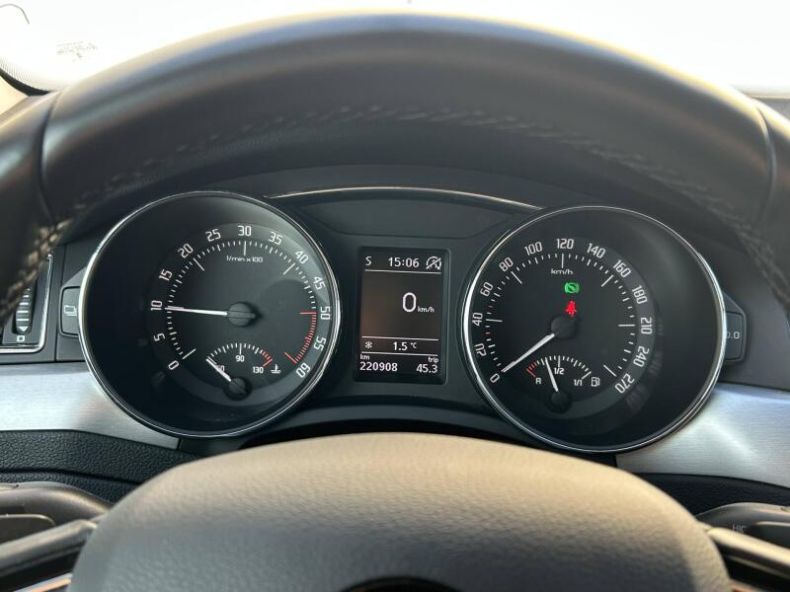 Škoda Superb - hlavní fotka