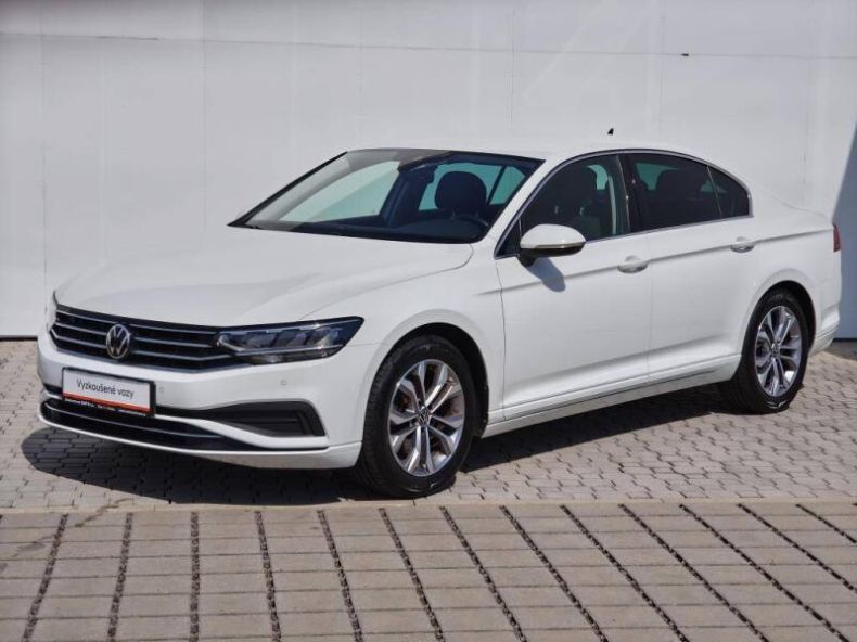 Volkswagen Passat - hlavní foto
