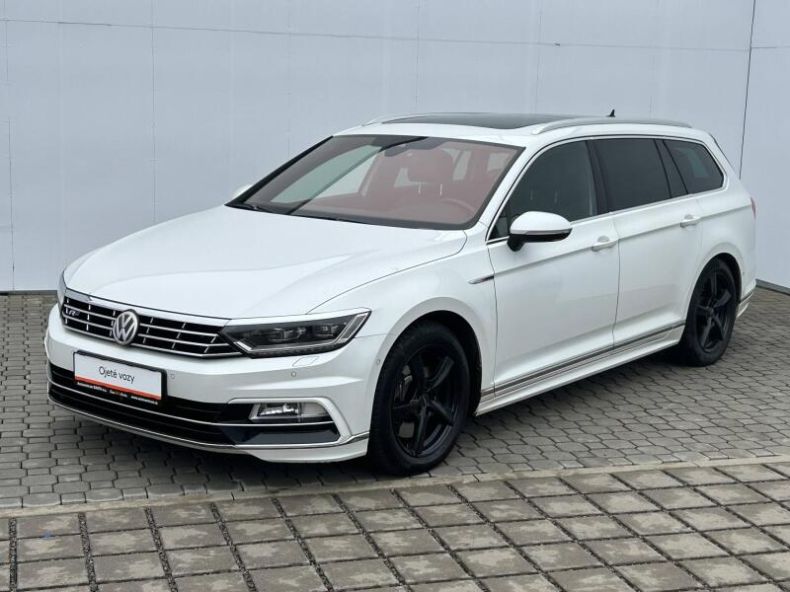 Volkswagen Passat - hlavní foto