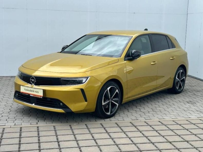 Opel Astra - hlavní foto