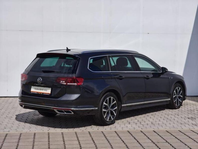 Volkswagen Passat - hlavní fotka