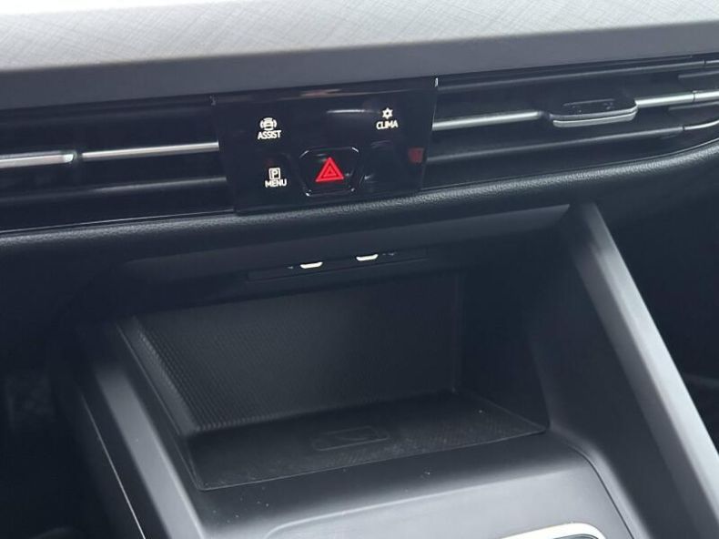 Volkswagen Golf - hlavní fotka