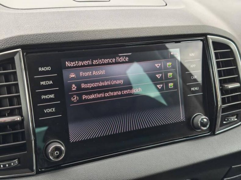 Škoda Karoq - hlavní fotka
