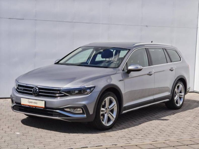 Volkswagen Passat - hlavní foto