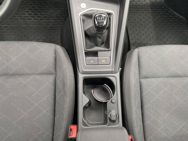 Volkswagen Golf - hlavní fotka