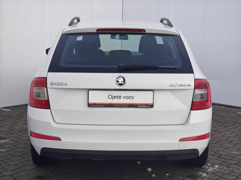 Škoda Octavia - hlavní fotka
