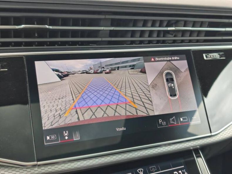 Audi Q8 - hlavní fotka