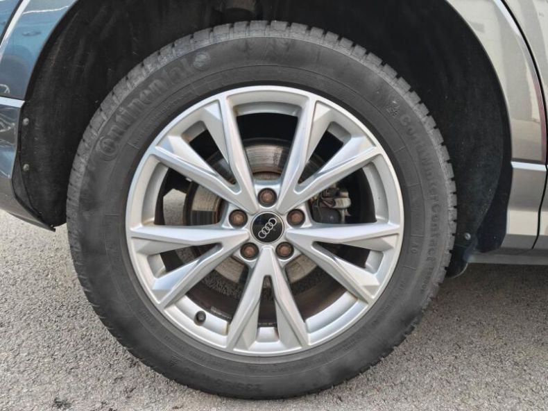 Audi Q3 - hlavní fotka