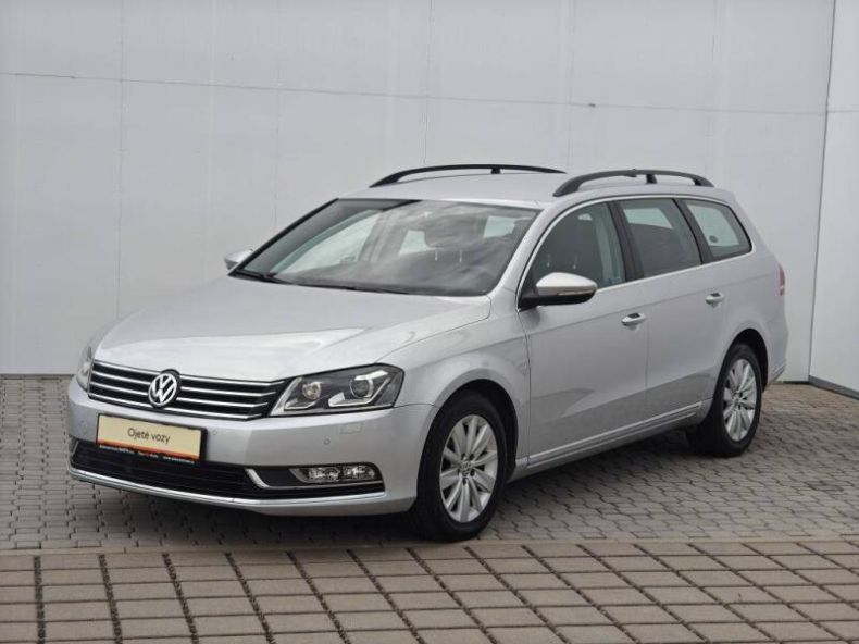 Volkswagen Passat - hlavní foto