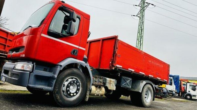 Renault Premium - hlavní fotka