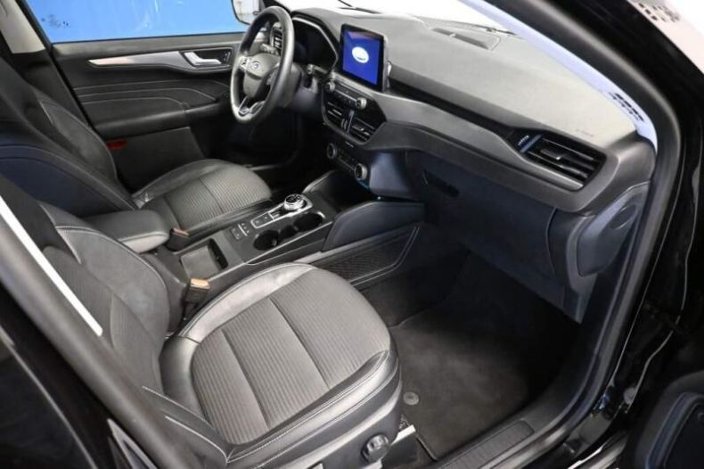 Ford Kuga - hlavní fotka