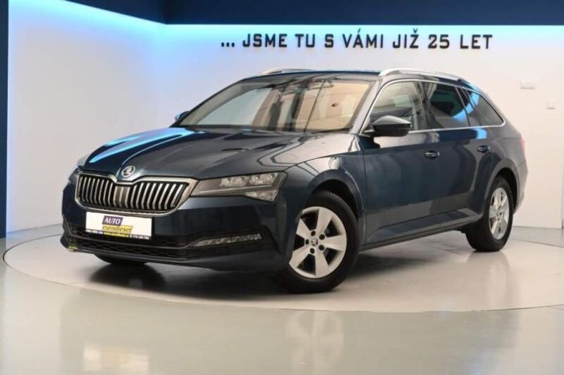 Škoda Superb - hlavní foto