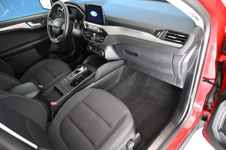 Ford Kuga - hlavní fotka