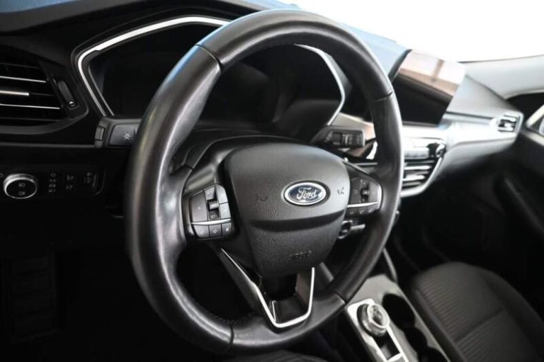 Ford Kuga - hlavní fotka