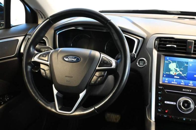Ford Mondeo - hlavní fotka