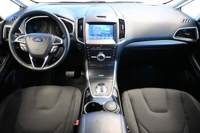 Ford S-MAX - hlavní fotka