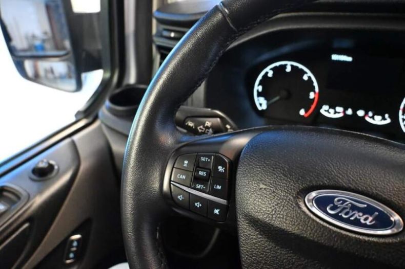 Ford Transit - hlavní fotka