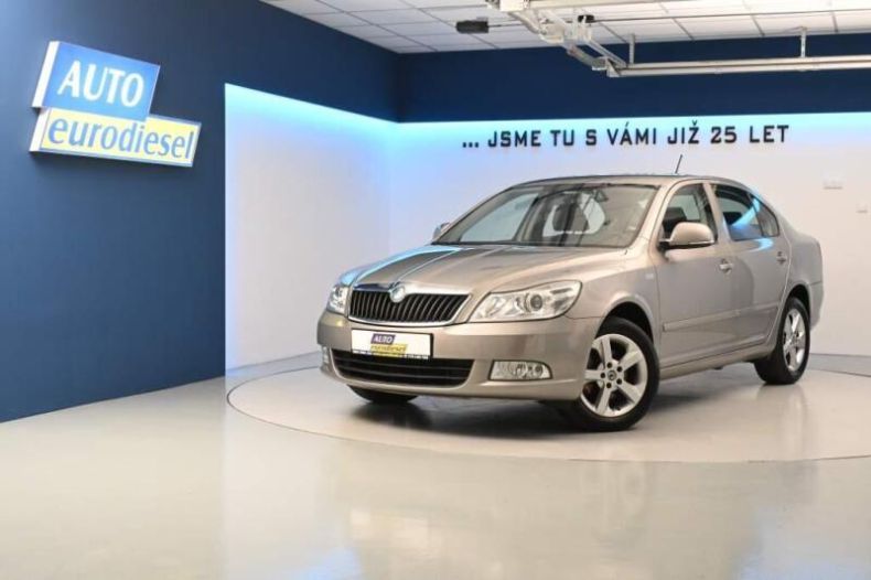 Škoda Octavia - hlavní fotka