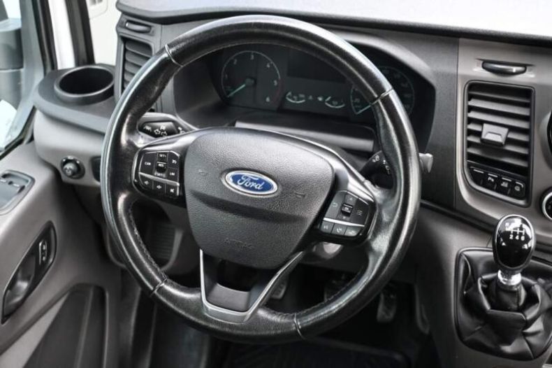 Ford Transit - hlavní fotka