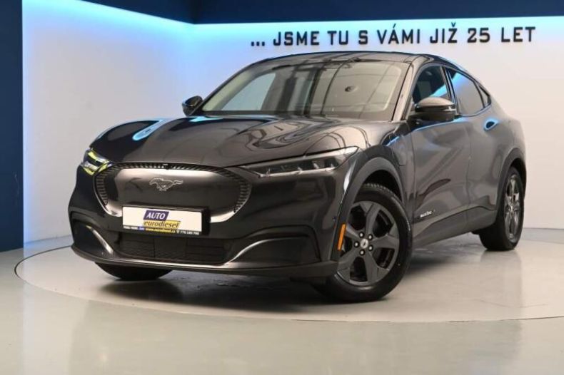 Ford Mustang Mach-E - hlavní foto