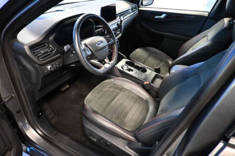 Ford Kuga - hlavní fotka