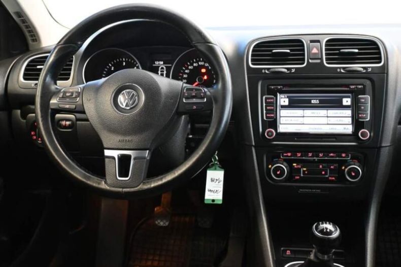 Volkswagen Golf - hlavní fotka