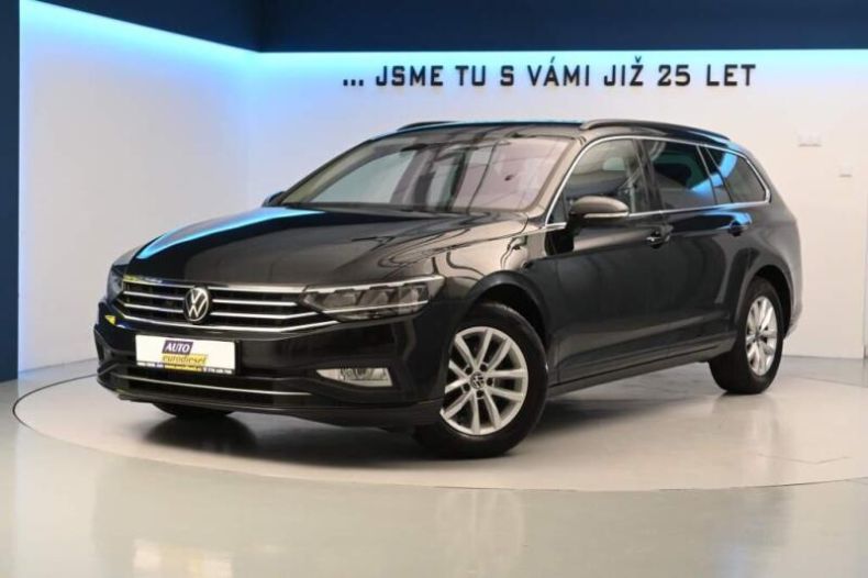 Volkswagen Passat - hlavní foto
