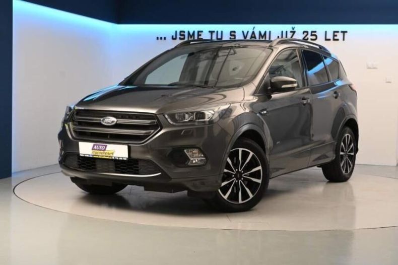 Ford Kuga - hlavní foto