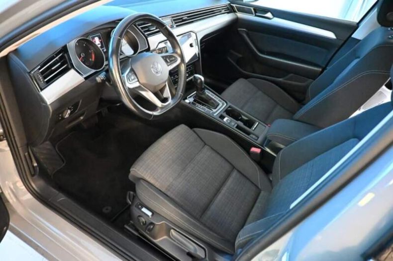 Volkswagen Passat - hlavní fotka